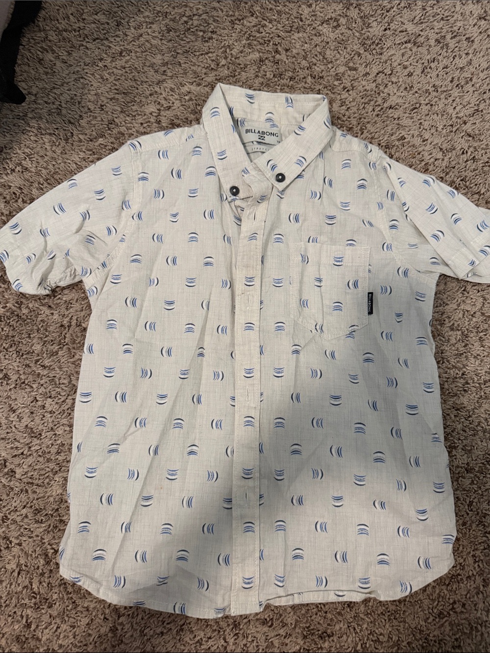 Boys Billabong Cream Short-Sleeve Button-Down Shirt with Blue Crescent Print